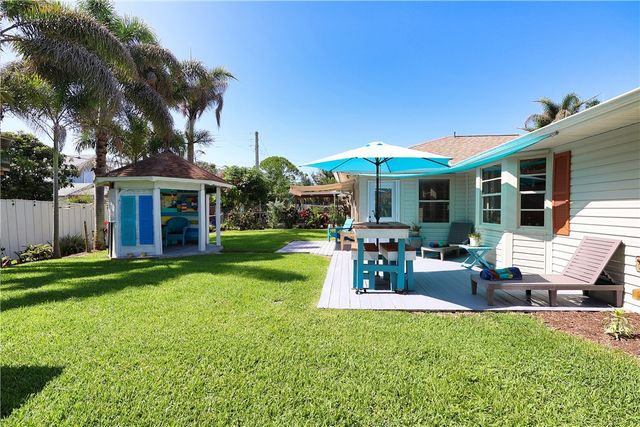 175 9th Court, Vero Beach, FL 32962