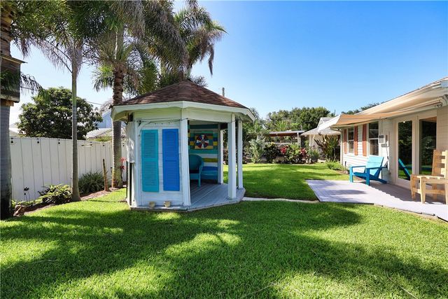 175 9th Court, Vero Beach, FL 32962
