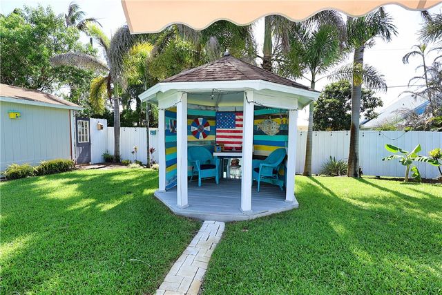 175 9th Court, Vero Beach, FL 32962