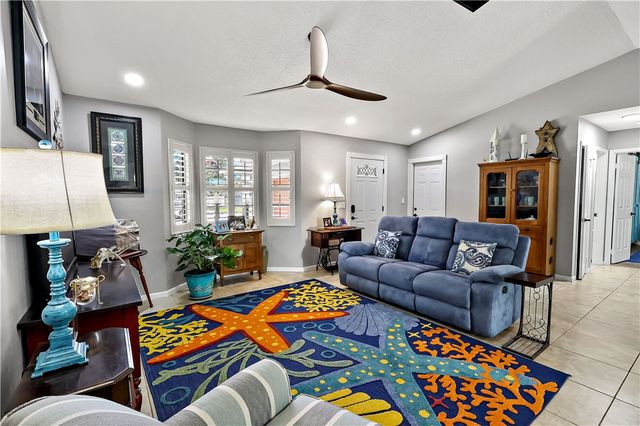 175 9th Court, Vero Beach, FL 32962