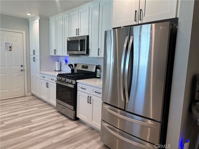 114 Acacia Avenue S, Rialto, CA 92376
