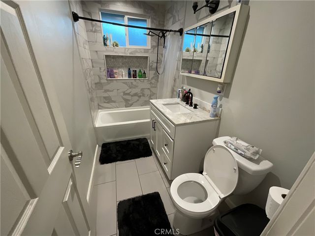 114 Acacia Avenue S, Rialto, CA 92376