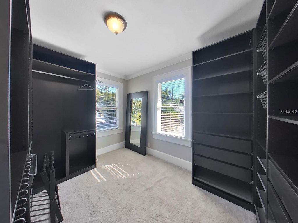 Image 12 of property listing at 614 8TH STREET N, St Petersburg, FL 33701