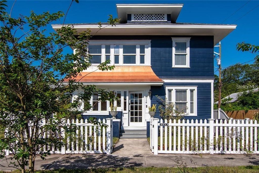 Image 3 of property listing at 614 8TH STREET N, St Petersburg, FL 33701