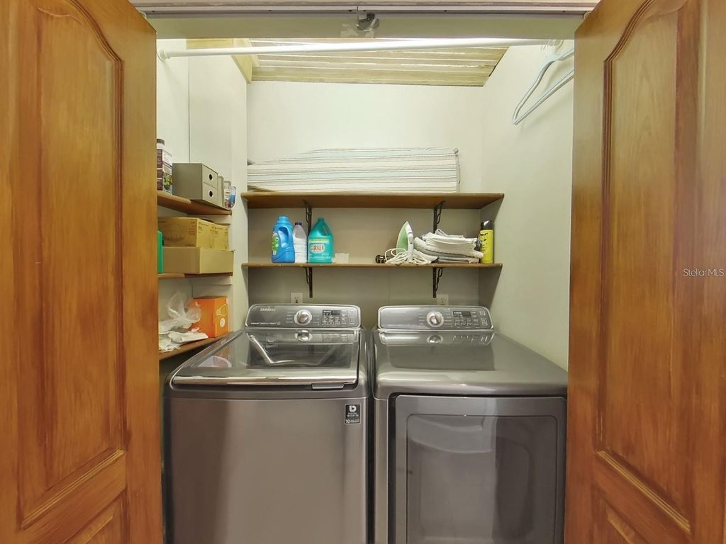 Image 31 of property listing at 614 8TH STREET N, St Petersburg, FL 33701