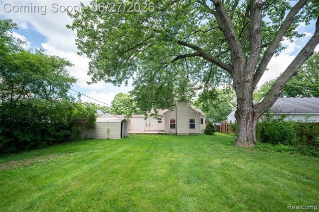 2347 Pauline Drive, Waterford, MI 48329