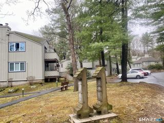 11 Byrne Court C2, Farmington, CT 06032