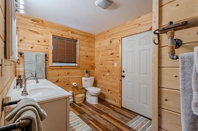 6725 State Highway 304, Ten Mile, TN 37880