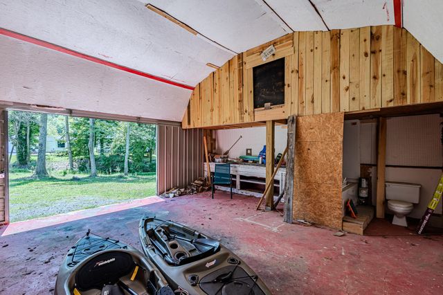6725 State Highway 304, Ten Mile, TN 37880
