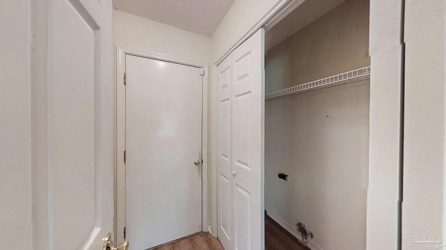 33580 Woodlands Dr, Lillian, AL 36549