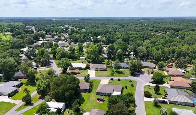 33580 Woodlands Dr, Lillian, AL 36549