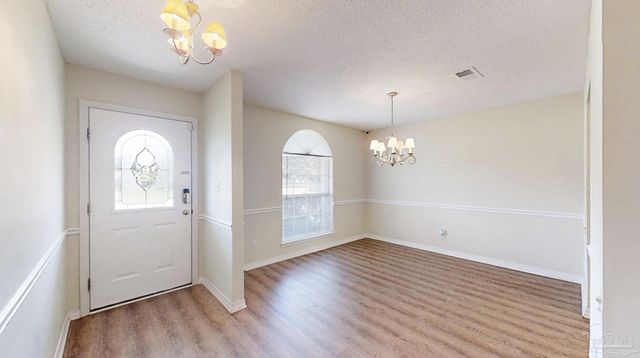 33580 Woodlands Dr, Lillian, AL 36549