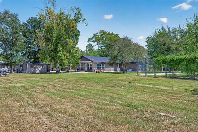 4703 Garvie Lane, Brookshire, TX 77423
