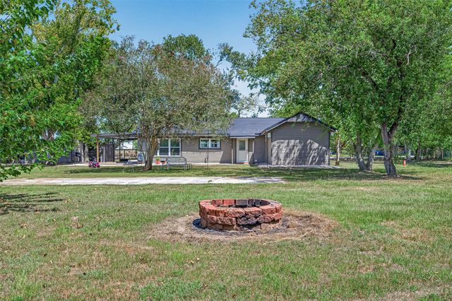4703 Garvie Lane, Brookshire, TX 77423