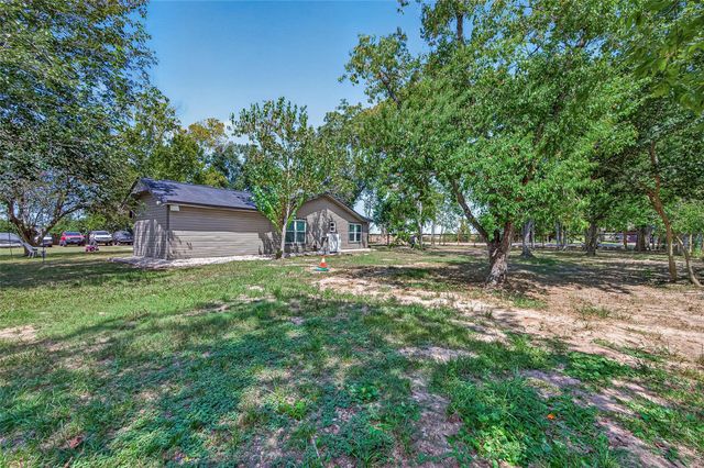 4703 Garvie Lane, Brookshire, TX 77423