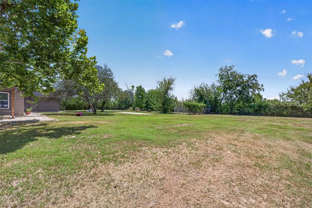 4703 Garvie Lane, Brookshire, TX 77423