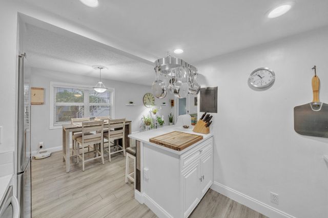 544 Capri L, Delray Beach, FL 33484