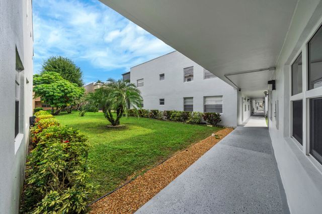 544 Capri L, Delray Beach, FL 33484