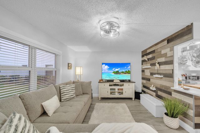 544 Capri L, Delray Beach, FL 33484