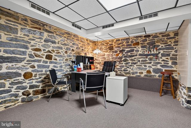 365 E MAIN ST, Landisville, PA 17538