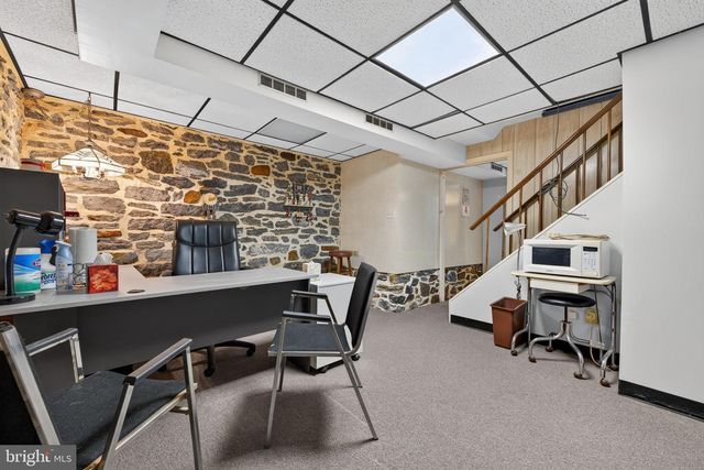 365 E MAIN ST, Landisville, PA 17538