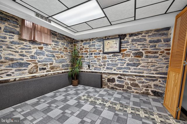 365 E MAIN ST, Landisville, PA 17538