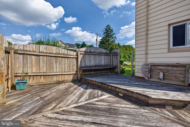 365 E MAIN ST, Landisville, PA 17538