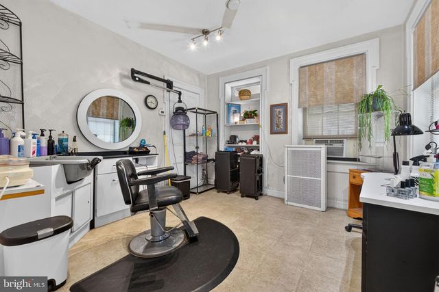 365 E MAIN ST, Landisville, PA 17538