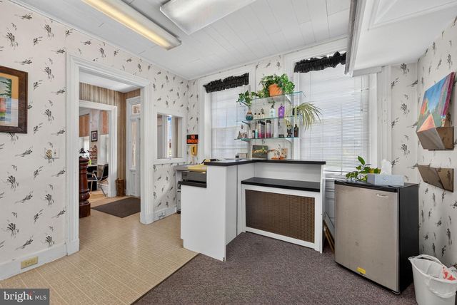 365 E MAIN ST, Landisville, PA 17538