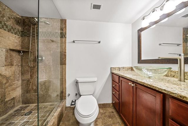 2870 Pharr Court South NW 203, Atlanta, GA 30305