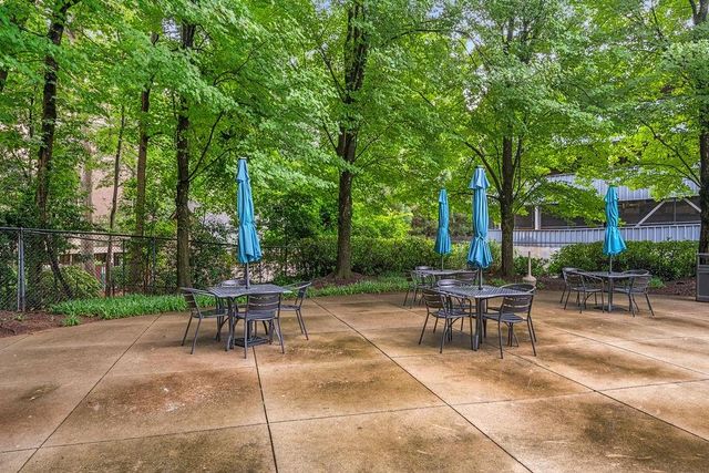 2870 Pharr Court South NW 203, Atlanta, GA 30305