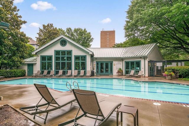 2870 Pharr Court South NW 203, Atlanta, GA 30305