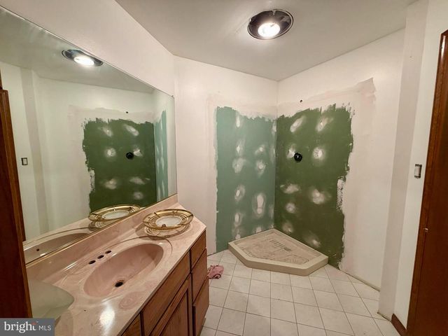 1020 ARUNDEL STATION RD, Millersville, MD 21108