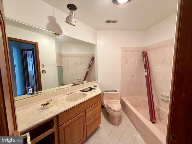 1020 ARUNDEL STATION RD, Millersville, MD 21108