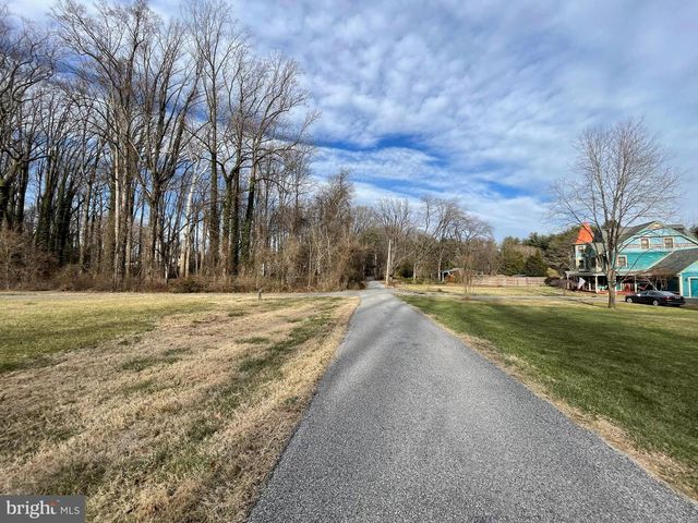 1020 ARUNDEL STATION RD, Millersville, MD 21108