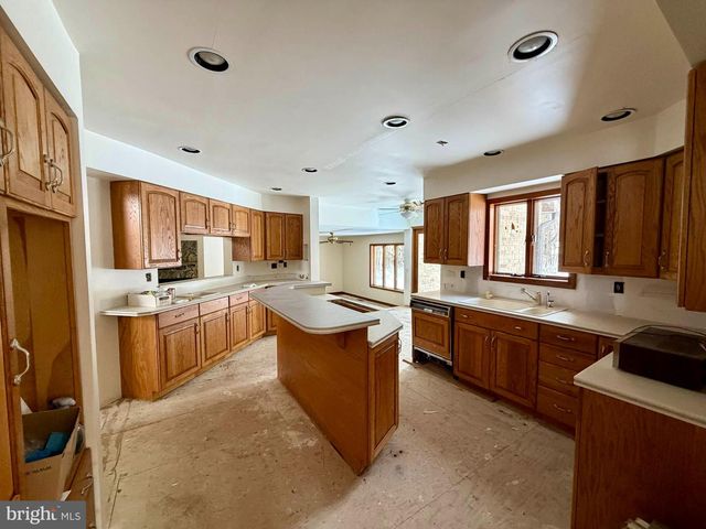 1020 ARUNDEL STATION RD, Millersville, MD 21108