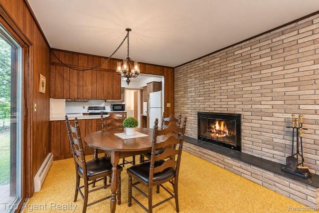 8269 Currie Road, Salem Township, MI 48168
