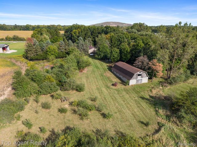 8269 Currie Road, Salem Township, MI 48168