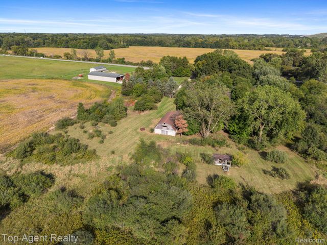 8269 Currie Road, Salem Township, MI 48168