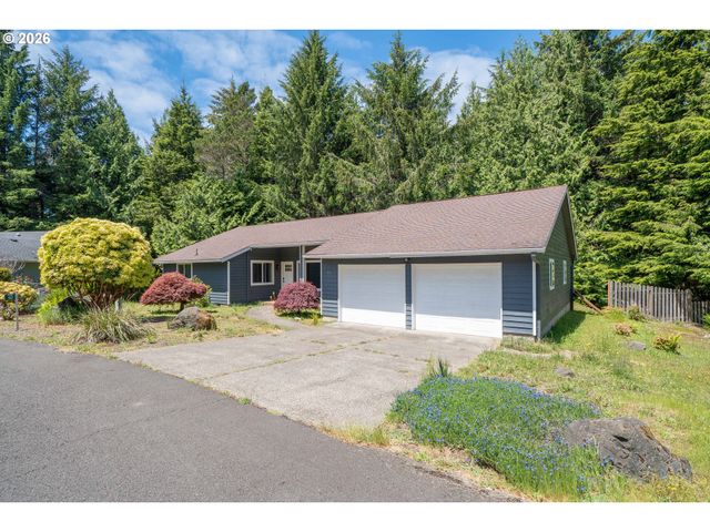 60 SEAGROVE Pl, Lincoln City, OR 97367