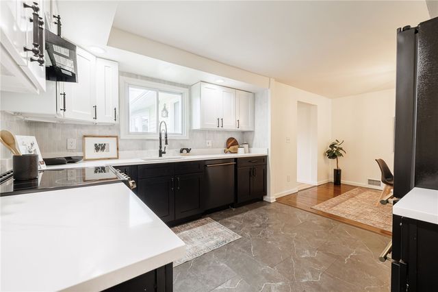 1156 Weiland Road, Greece, NY 14626