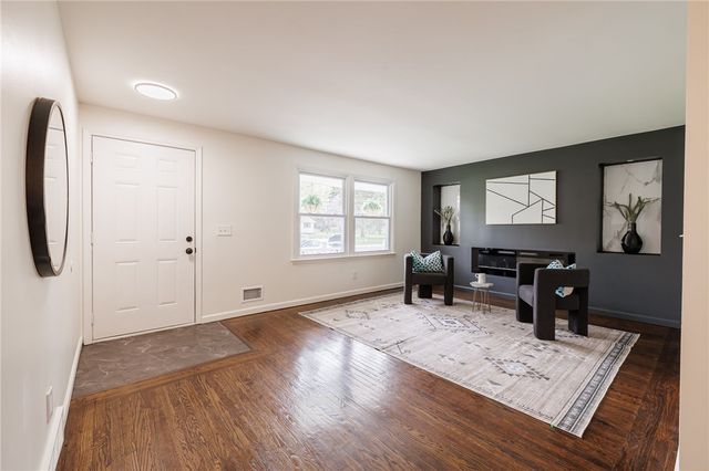 1156 Weiland Road, Greece, NY 14626