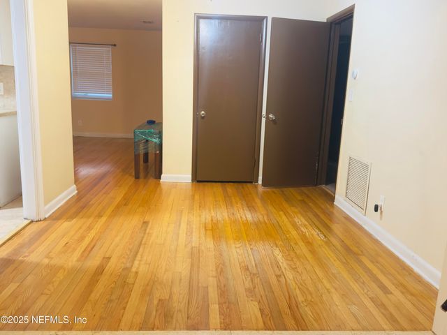 6241 AUTLAN Drive, Jacksonville, FL 32210