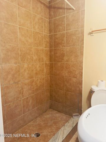 6241 AUTLAN Drive, Jacksonville, FL 32210