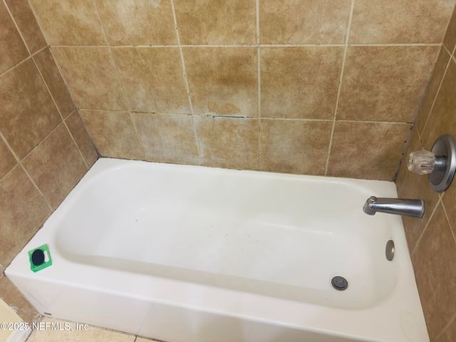 6241 AUTLAN Drive, Jacksonville, FL 32210