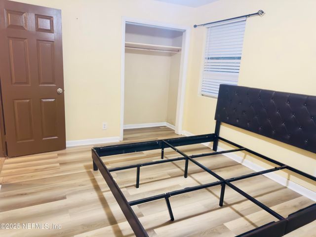 6241 AUTLAN Drive, Jacksonville, FL 32210