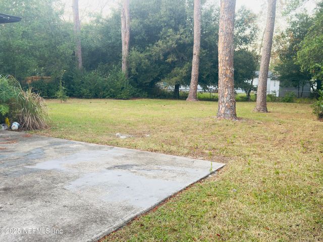 6241 AUTLAN Drive, Jacksonville, FL 32210