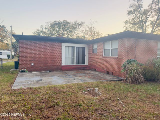6241 AUTLAN Drive, Jacksonville, FL 32210