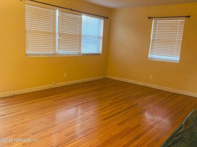 6241 AUTLAN Drive, Jacksonville, FL 32210