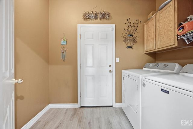 12513 Great Country Drive, Bakersfield, CA 93312